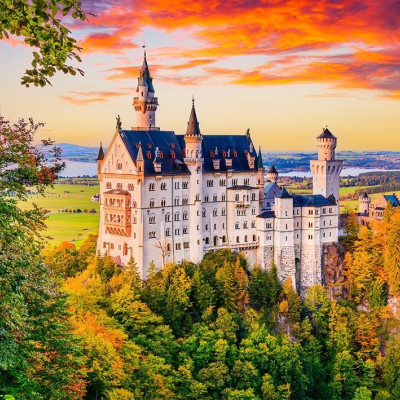 Castello di Neuschwanstein in autunno in Germania