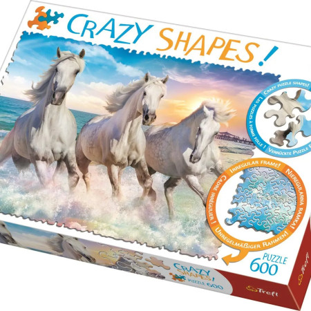 Cavalli al galoppo tra le onde