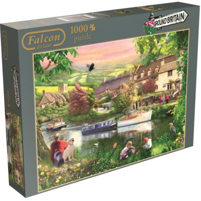 Divertimento estivo in riva al lago